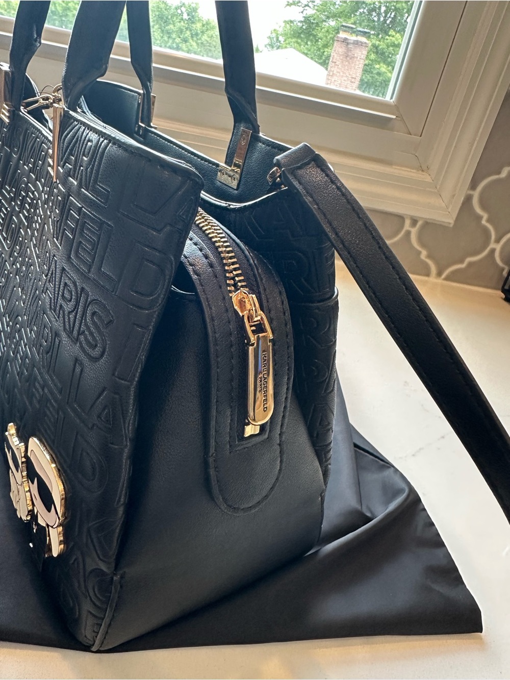 Karl Lagerfeld Meribel Leather Satchel with Adjustable Strap in Black EUC - Picture 11 of 16